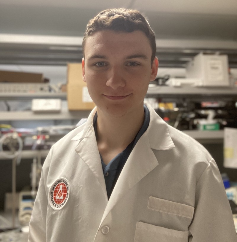 Biomedical engineering major / biology minor Ryan Soron is taking part in the Masonic Medical Research Institute’s Summer Fellowship Program in Utica.