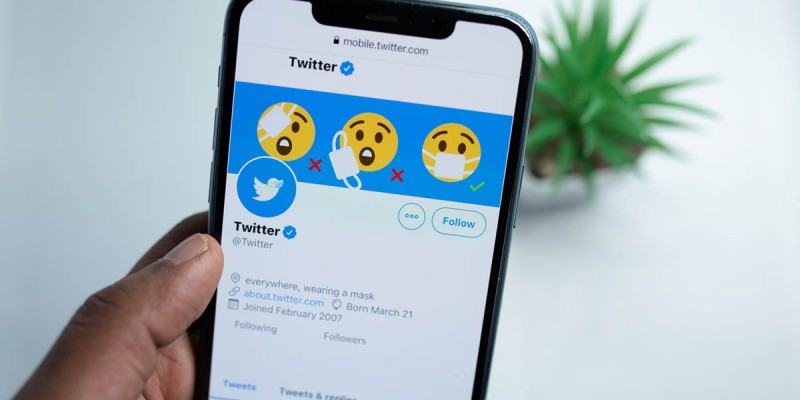 New research from Binghamton University's Watson College tracks U.S. sentiment in the first few months of the COVID-19 pandemic.