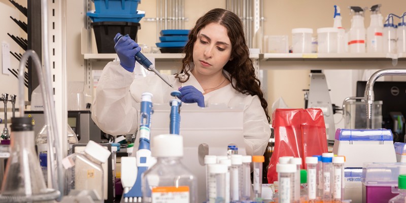 An American Heart Association fellowship will allow Binghamton graduate student Natalie Weiss to further her research in developing 3D heart models.