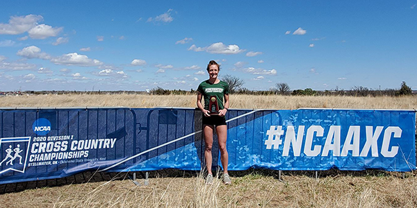 Senior Emily Mackay took 14th place overall in the 2021 NCAA Cross Country Championships.