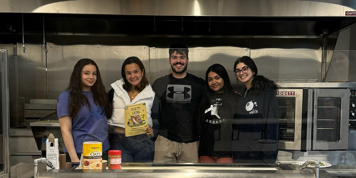 BMINDS is a research group that works to educate the public about the connection between diet and mental health. One of the group's annual events is a cooking workshop; this year it focused on Mediterranean cuisine.