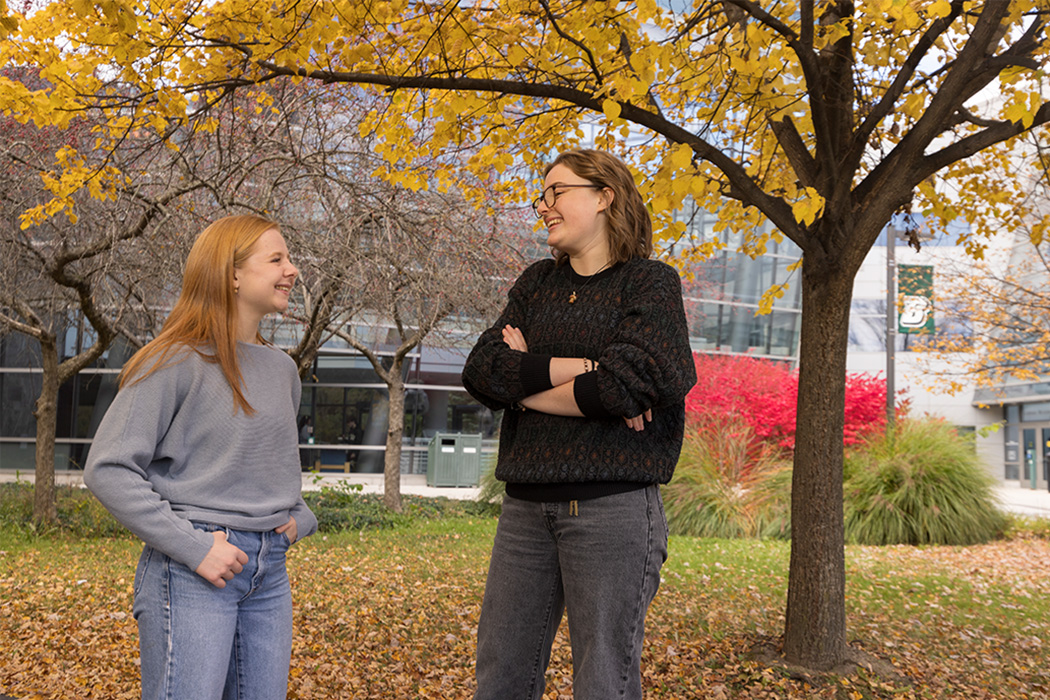 Binghamton University first-year students Rebecca Serati, left, and Finley Tallmadge, right, are childhood best friends who grew up in the Seattle area and came to the School of Management specifically for its strong placement in accounting.
