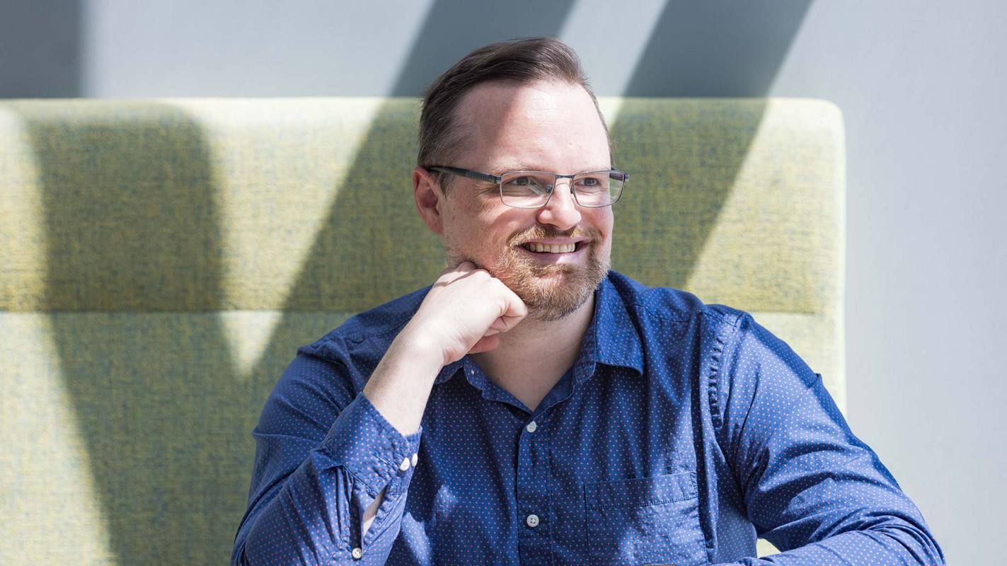 Assistant Professor of Pharmaceutical Sciences Jared Bagley is using his training in behavioral neuroscience/pharmacology and genomics to better understand how genetics play a role in addiction.