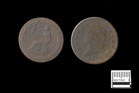 Left: Obverse of an 1814 Lower Canada Colonial Half Penny showing Britannia;  Right: Front of an 1809 U.S. Classic Head Large Cent.
