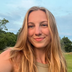 Photo of Theresa Murphy